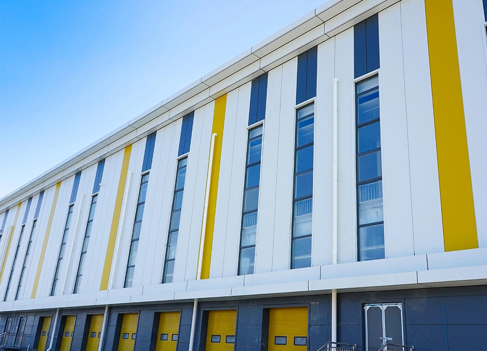 แผ่นฉนวนผนัง