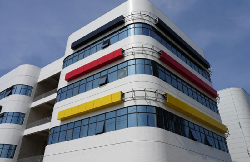 กรณีอุตสาหกรรม façade |