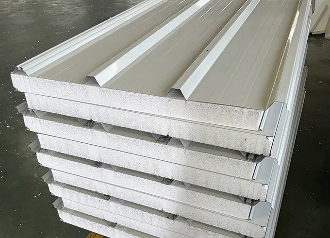 แผงหลังคาหุ้มฉนวน EPS